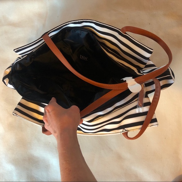 Cute weekender tote bag, black/white stripes - Picture 9 of 9